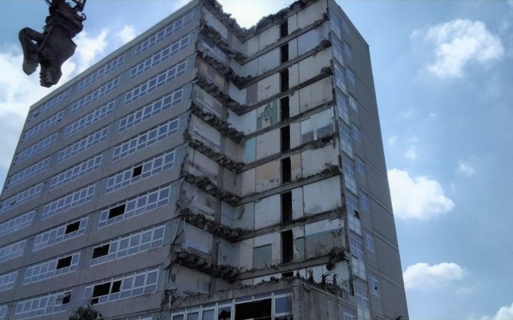MGL Demolition Begins Thornaby High-Rises Project