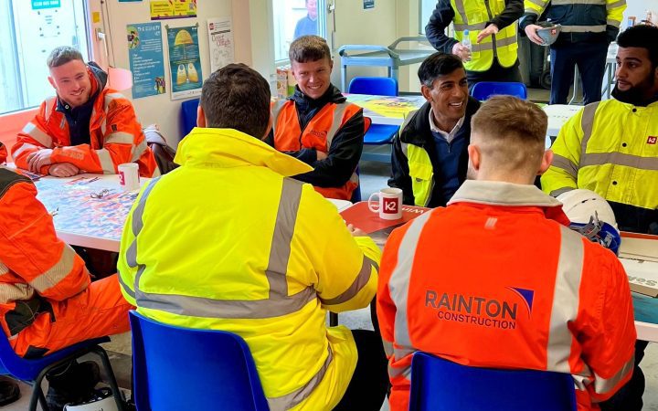 Rainton Construction Team Meets with Prime Minister & Tees Valley Mayor at SeAH Wind Site