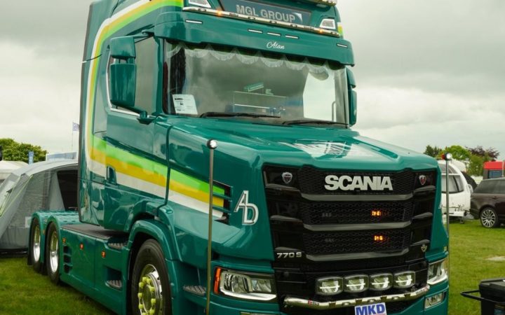 MGL Group's T-Cab Draws Crowds at Truckfest Lincoln